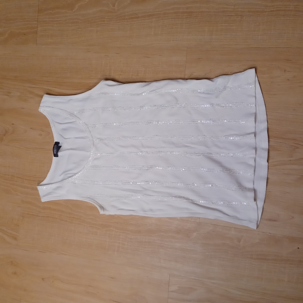 Kenneth Cole Reaction White Beaded Tank Size M